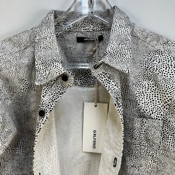 GRLFRND Christy Jacket Stretch Denim Crop Top Animal Attraction White Black - Picture 3 of 11